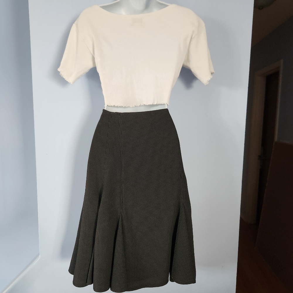Vintage Ribbed Crop Top - Picture 4 of 7